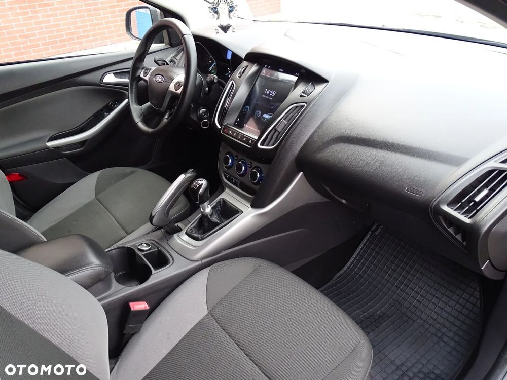 Ford Focus 1.6 TDCi Titanium ECOnetic - 19