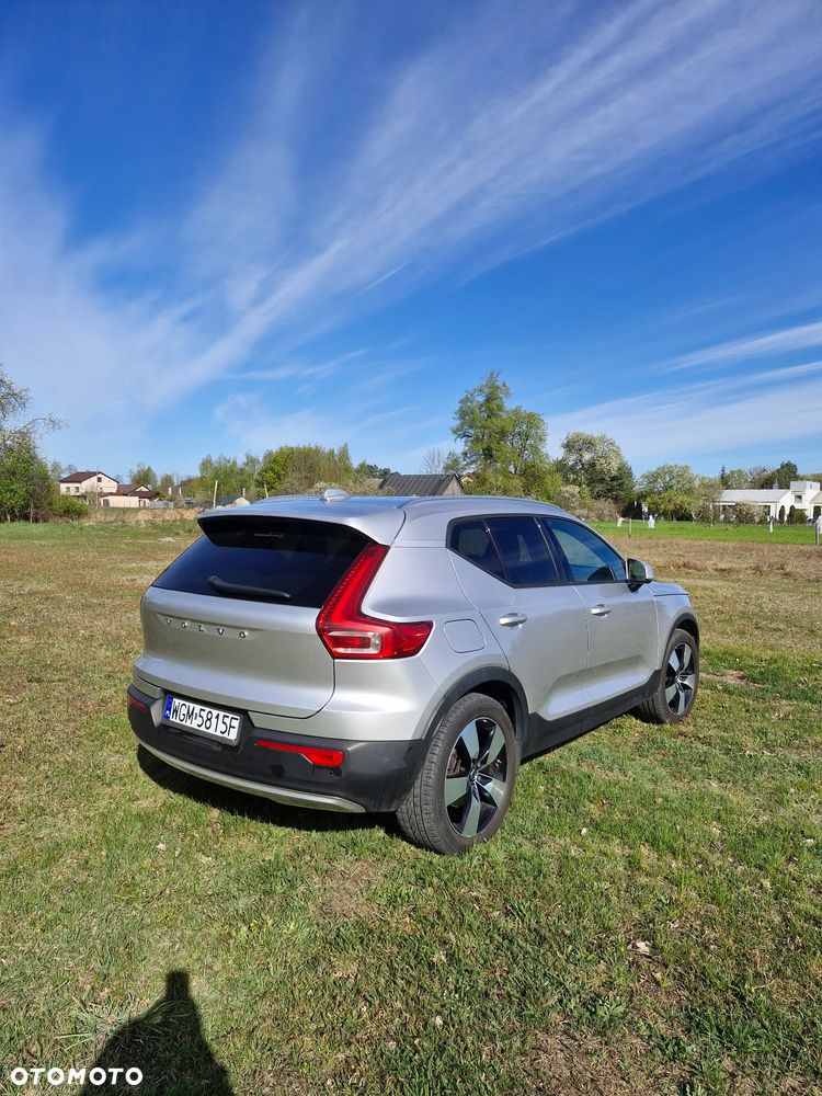 Volvo XC 40 D4 AWD Geartronic Momentum Pro - 5
