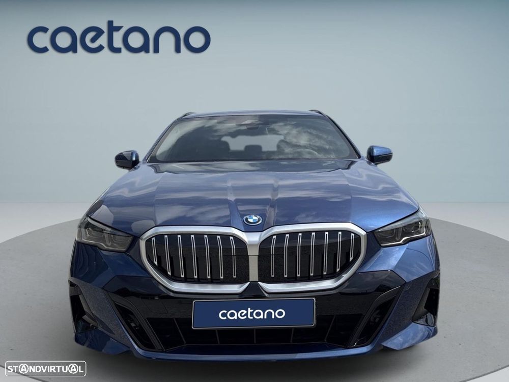 BMW 530 e Pack Desportivo M - 3