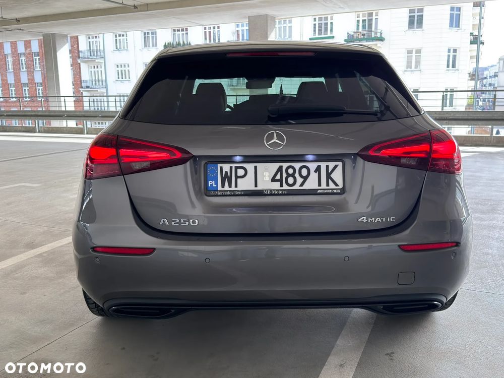 Mercedes-Benz Klasa A 250 4-Matic Progressive 7G-DCT - 6