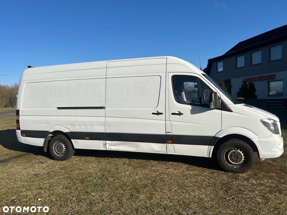 Mercedes-Benz Sprinter - 4