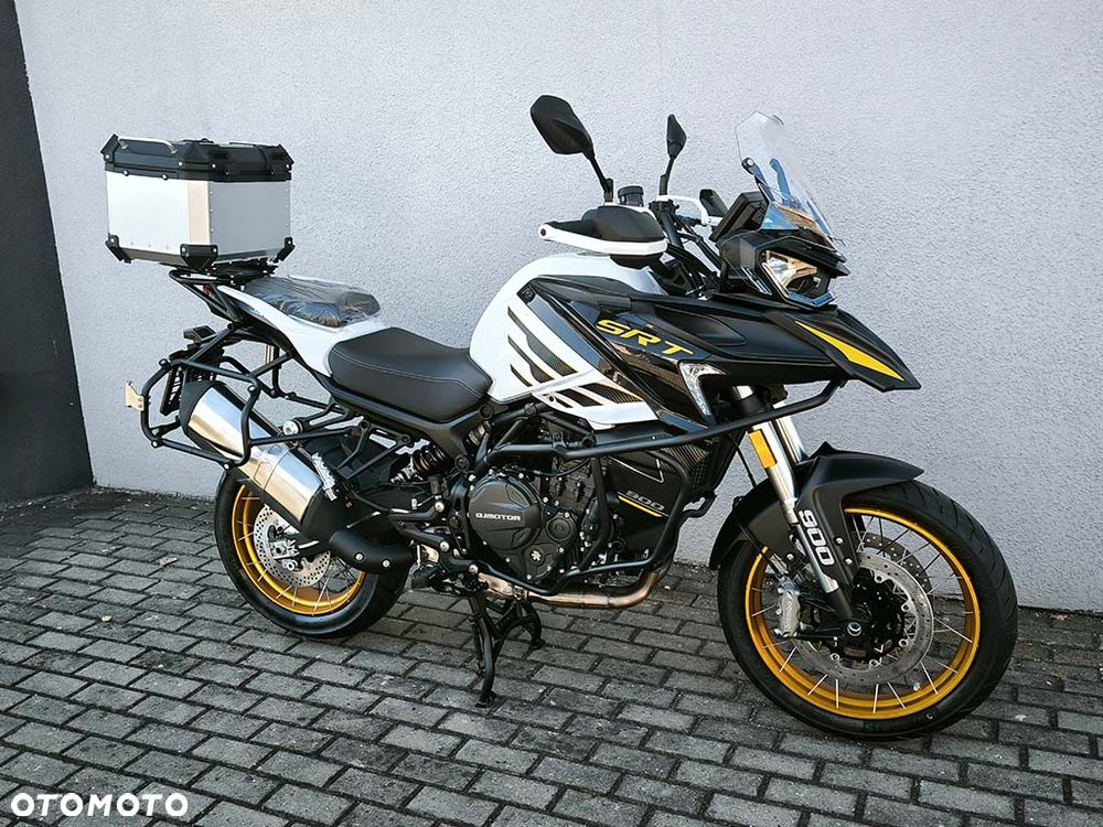 QJMOTOR 900 SX - 3