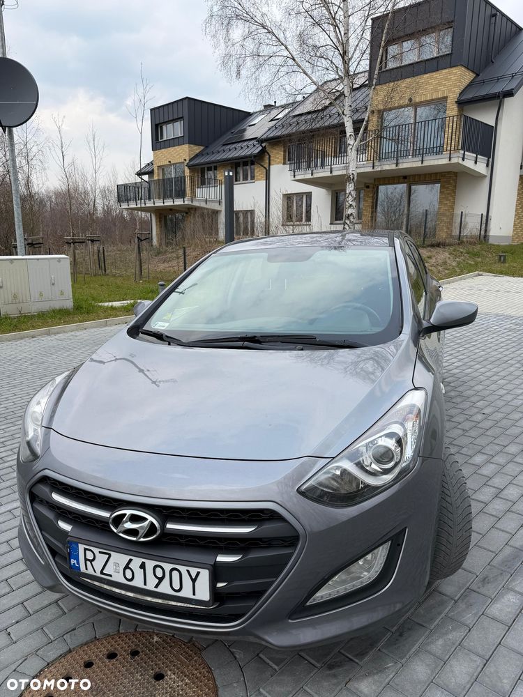 Hyundai i30 1.4 Classic + - 7