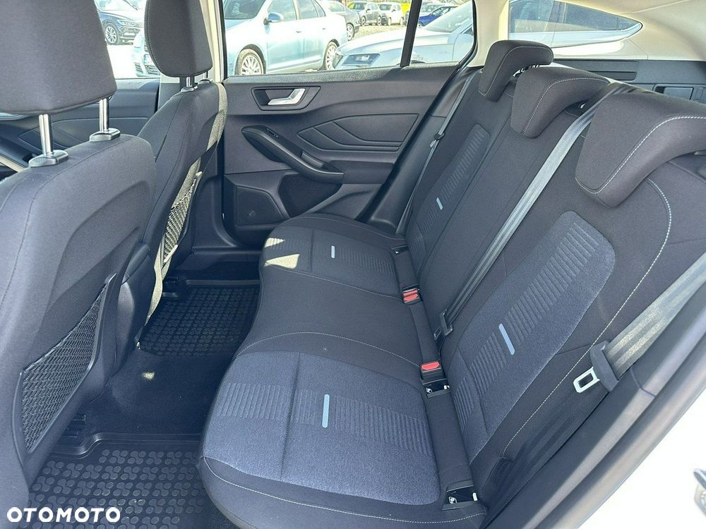 Ford Focus 1.0 EcoBoost Hybrid ACTIVE X - 17