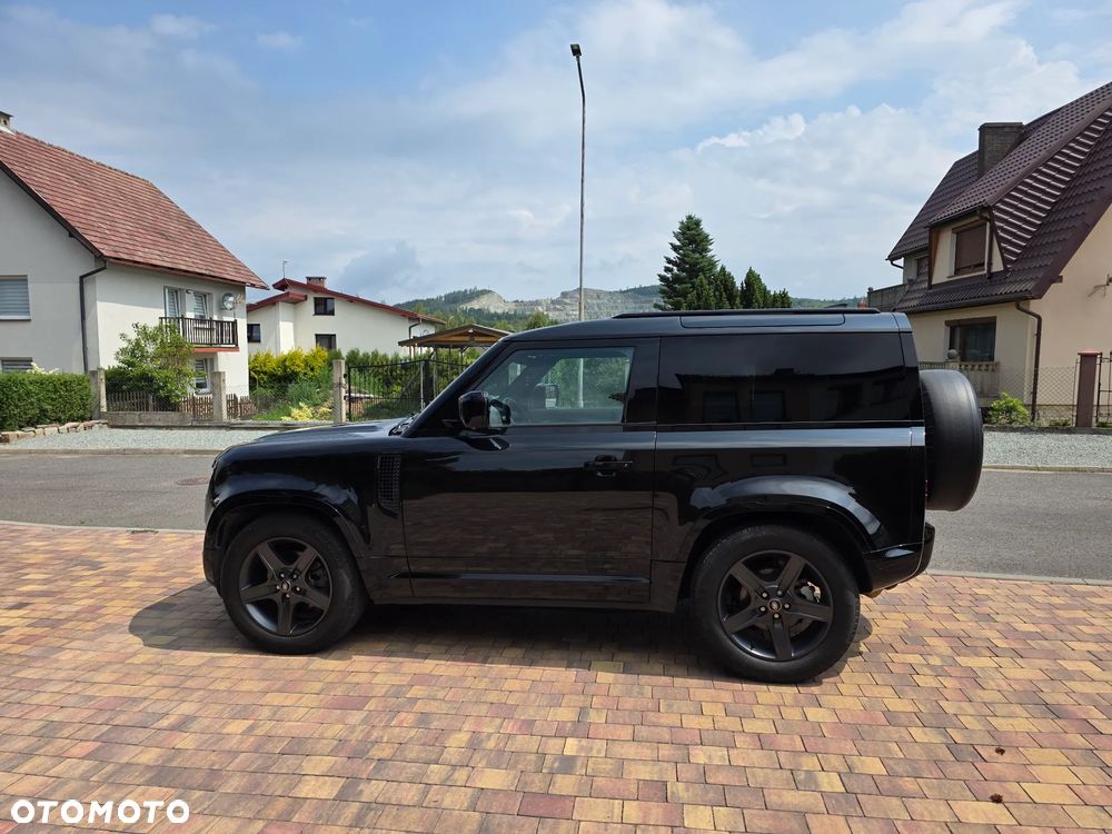 Land Rover Defender - 6