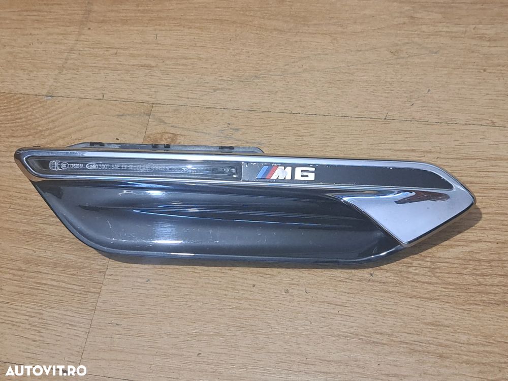 Ornament semnalizare dreapta fata M pachet Original BMW F06+LCI F12+LCI F13+LCI