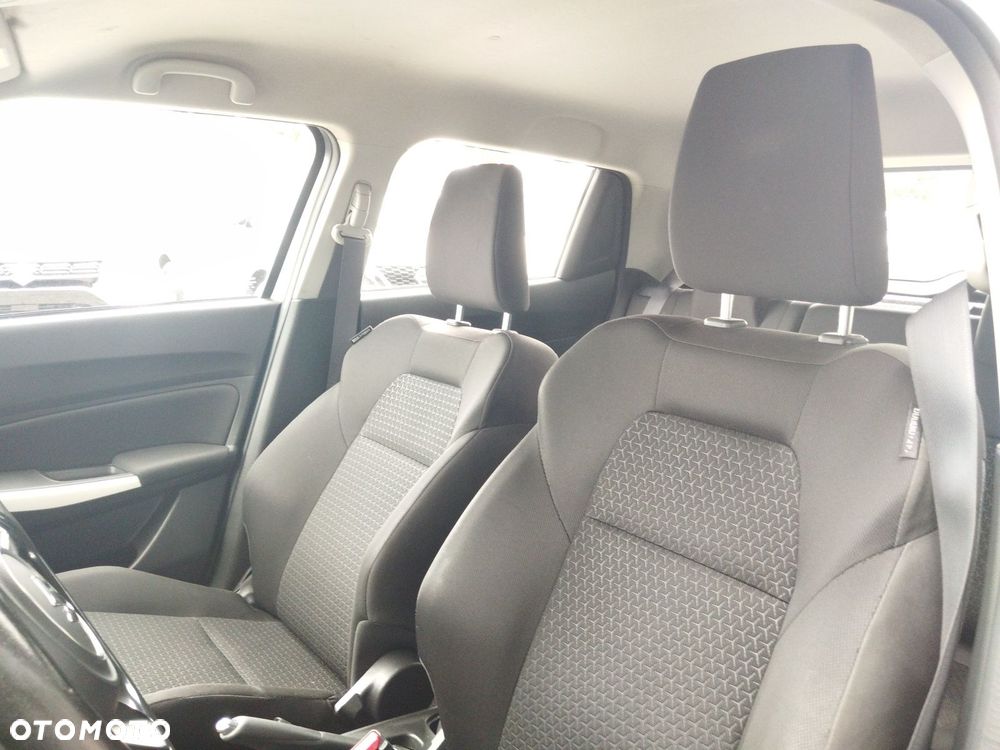 Suzuki Swift - 11