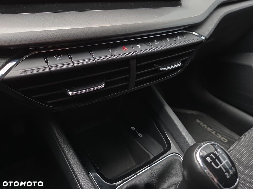 Skoda Octavia 1.0 TSI Ambition - 15