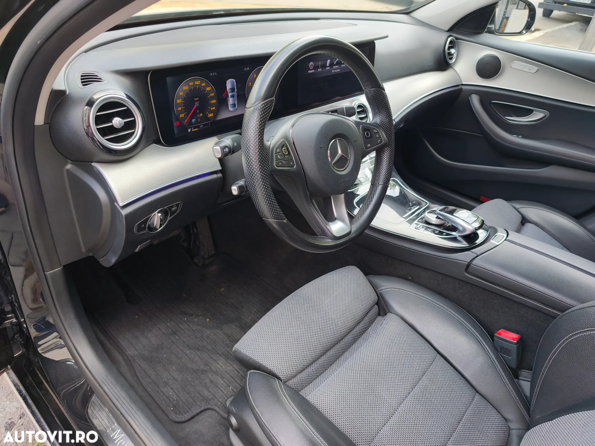 Mercedes-Benz E 200 4MATIC Aut. - 10