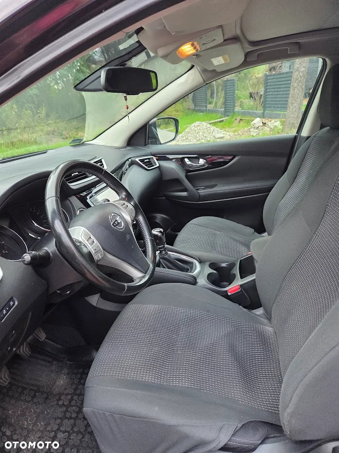 Nissan Qashqai 1.6 DIG-T N-Connecta - 6