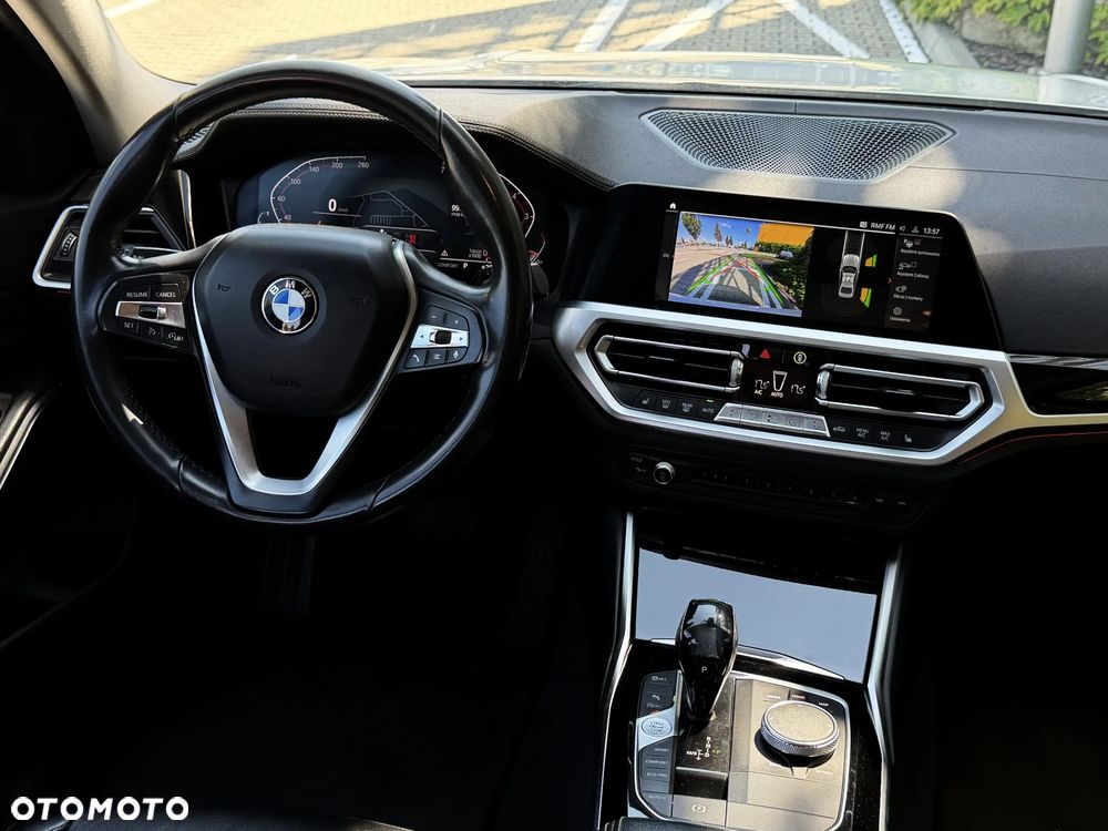 BMW Seria 3 320i GPF Luxury Line - 13