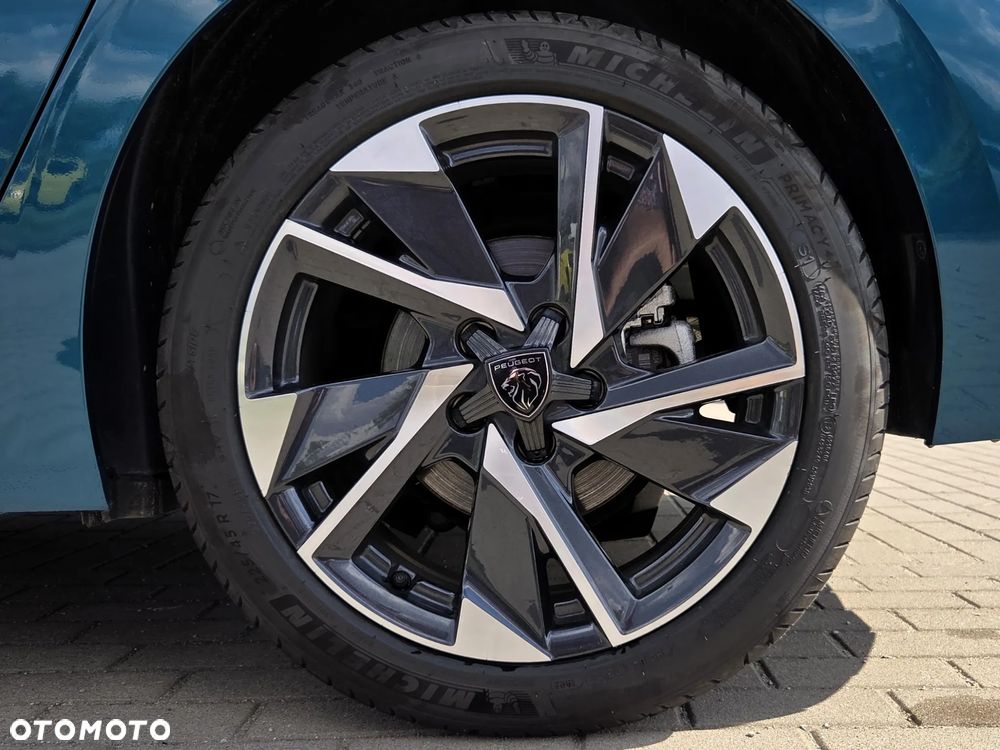 Peugeot 308 1.2 mHEV Allure S&S e-DCS6 - 9