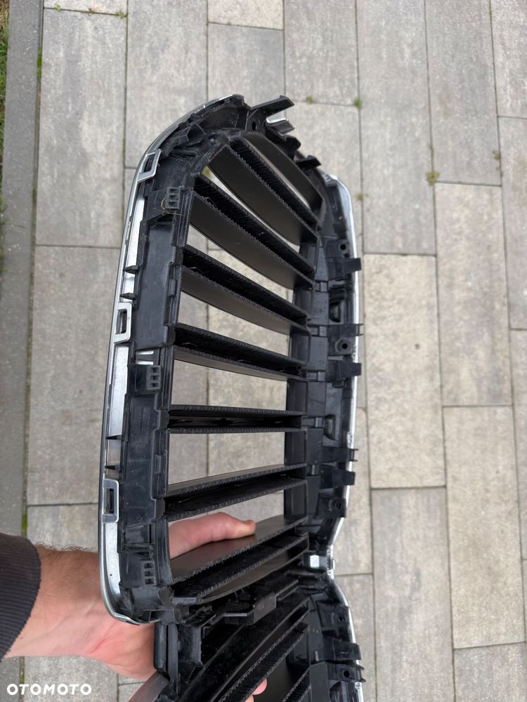 BMW X7 G07 LIFT ATRAPA GRILL NERKI ORG - 6