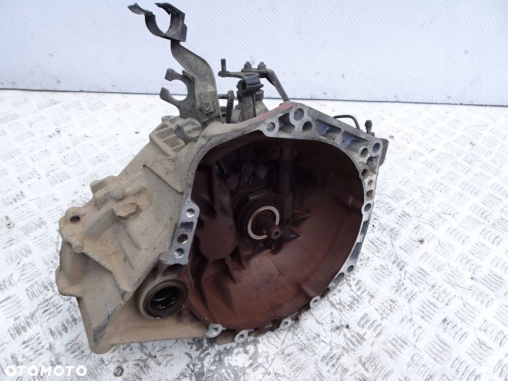 skrzynia biegów toyota yaris iii aygo ii 1.0 benzyna 20tt06 - 1