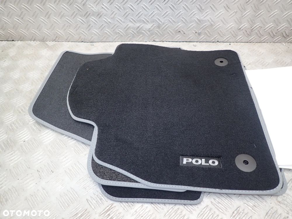 DYWANIKI WELUROWE VW POLO 2G1061270 - 2