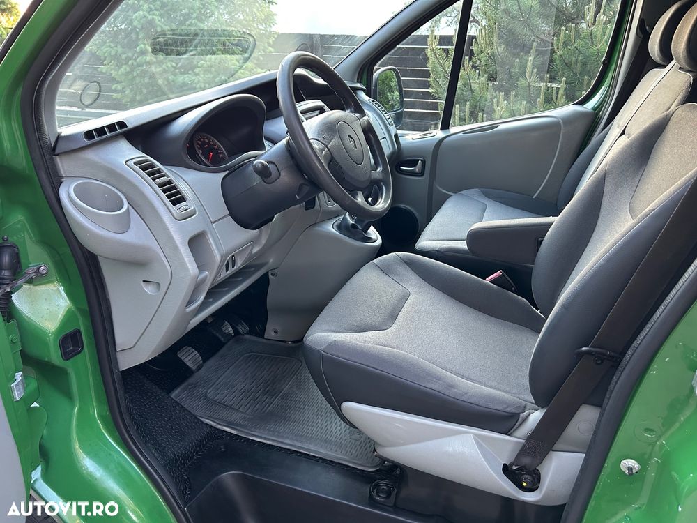 Renault Trafic - 10