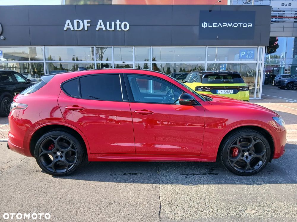 Alfa Romeo Stelvio 2.0 Turbo Tributo Italiano Q4 - 10