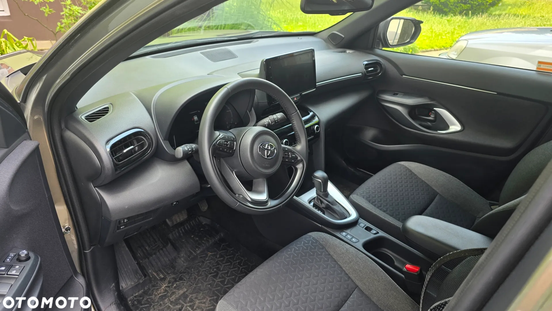 Toyota Yaris Hybrid 1.5 Comfort - 6