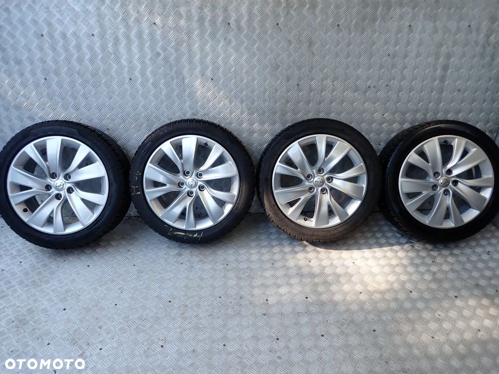KOŁA FELGI ALUMINIOWE OPEL INSIGNIA B 7,5JX17  ET 41  5X115  OP080 K1 Z OPONAMI ZIMA PIRELLI 235/45/18 - 1