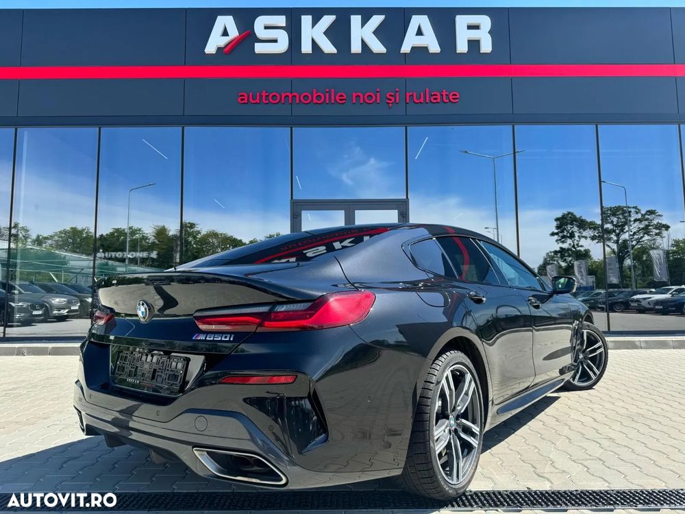 BMW M8 M850i xDrive - 17