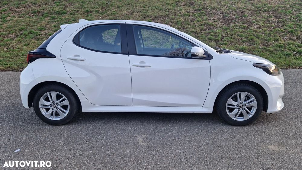 Toyota Yaris 1.5 L Dynamic - 4