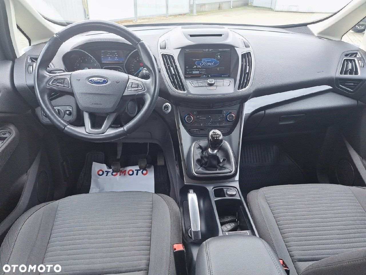 Ford C-MAX 1.5 EcoBoost Titanium ASS - 8
