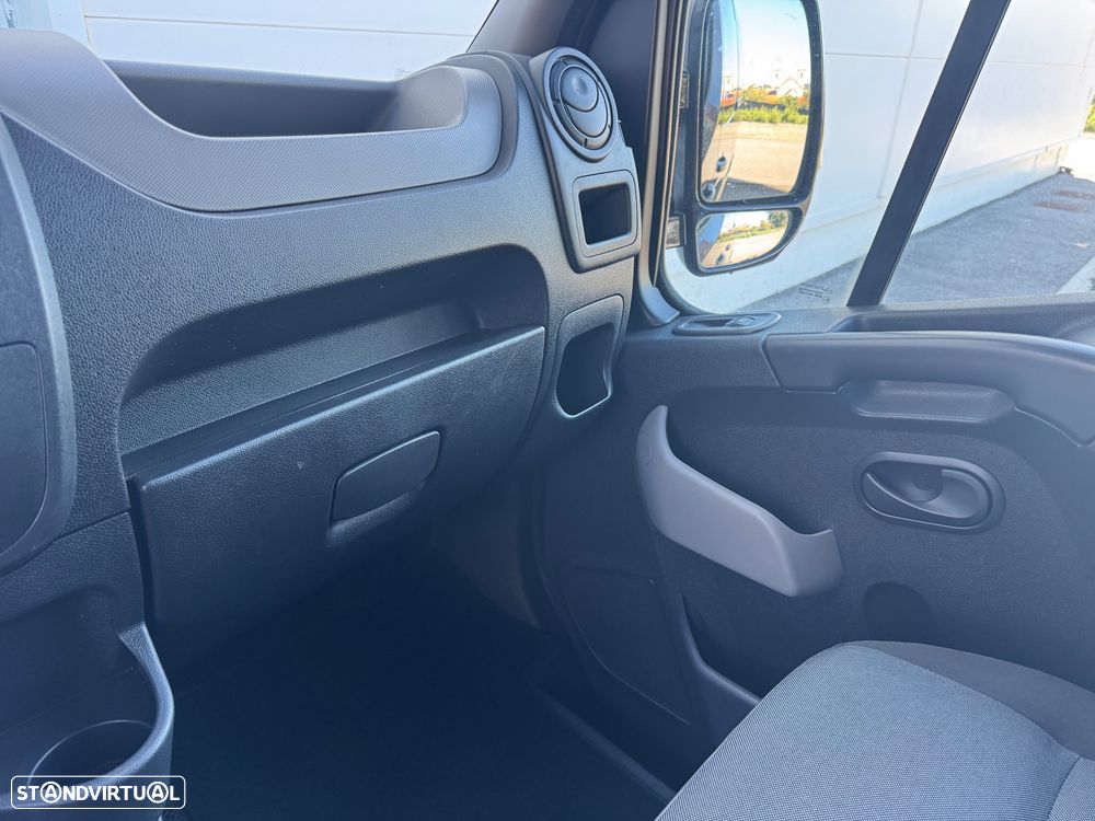 Renault Master - 13