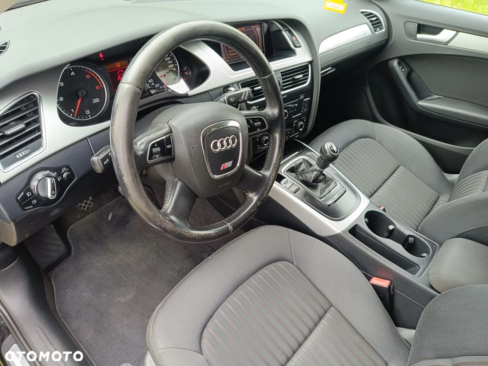 Audi A4 Avant 2.0 TDI DPF quattro S line Sportpaket (plus) - 8