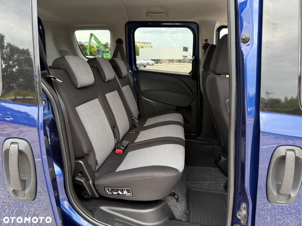 Fiat Doblo 1.4 T-Jet 16V Lounge - 25