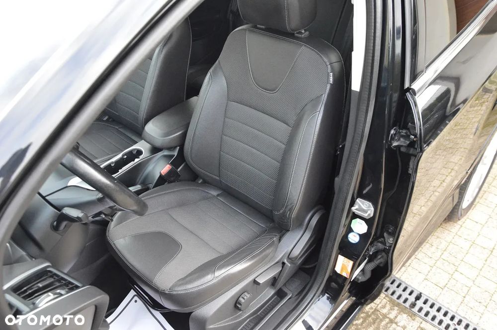 Ford Kuga 2.0 TDCi 4x4 Individual - 23