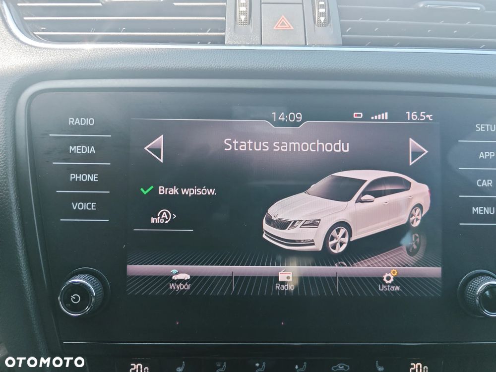 Skoda Octavia 1.5 TSI ACT Business - 32