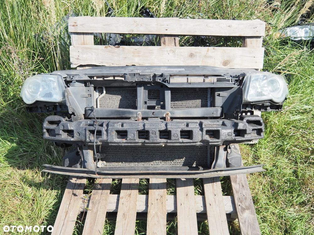 Pas przedni kompletny VW Passat B6 2.0 TDI CBB 125KW