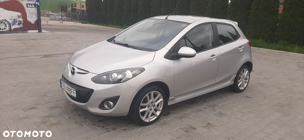 Mazda 2 - 4