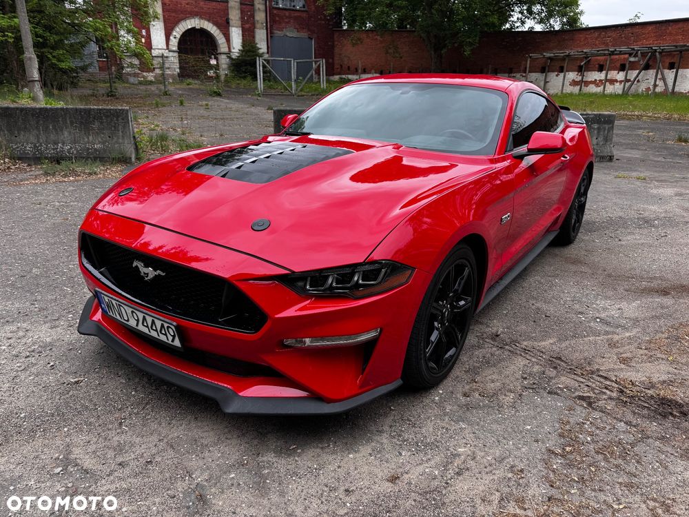 Ford Mustang - 4