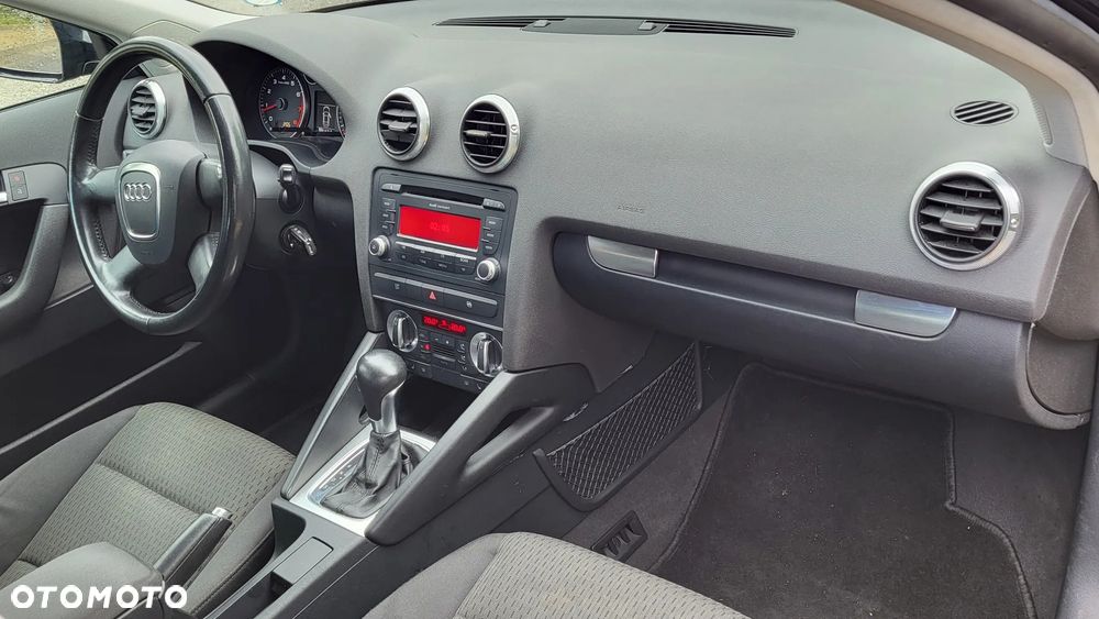 Audi A3 Sportback - 13