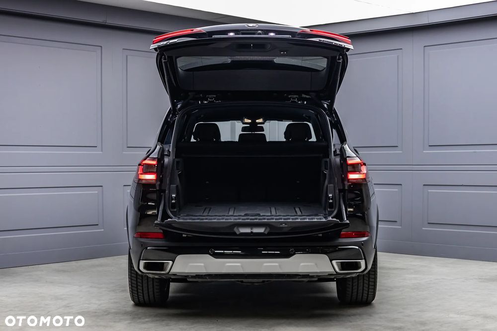 BMW X5 xDrive40i mHEV - 11