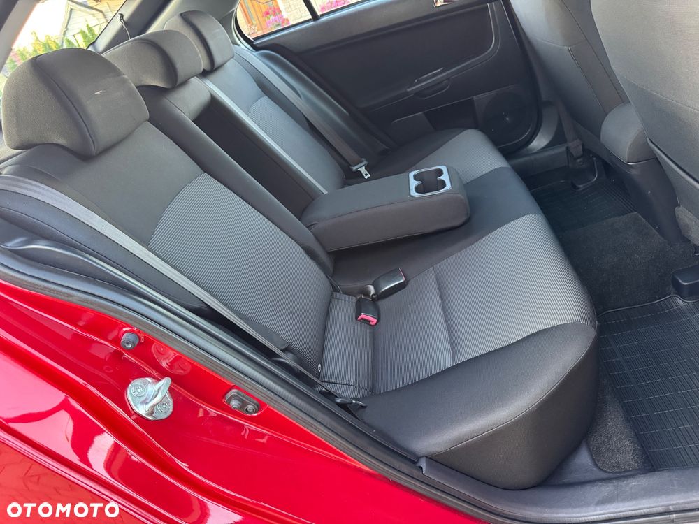 Mitsubishi Lancer 1.8 Clear Tec Instyle - 28