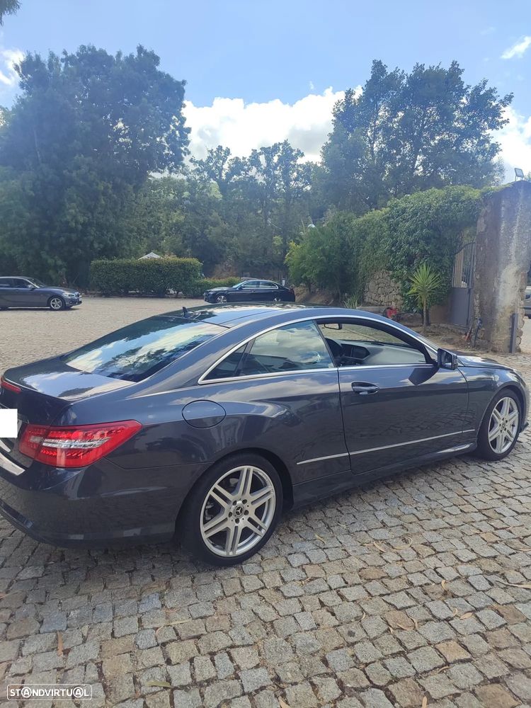 Mercedes-Benz E 220 - 12