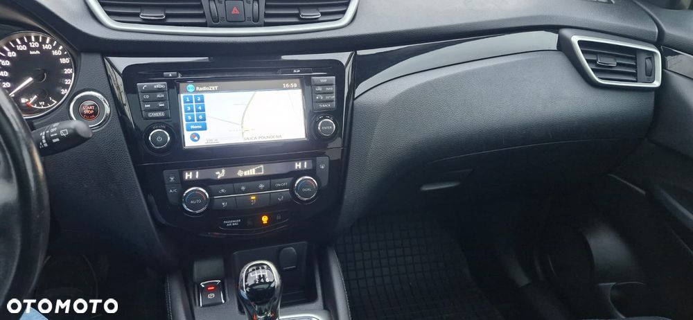 Nissan Qashqai - 23