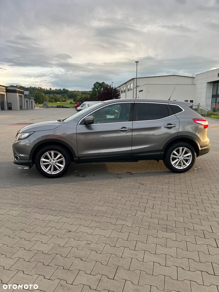 Nissan Qashqai - 4