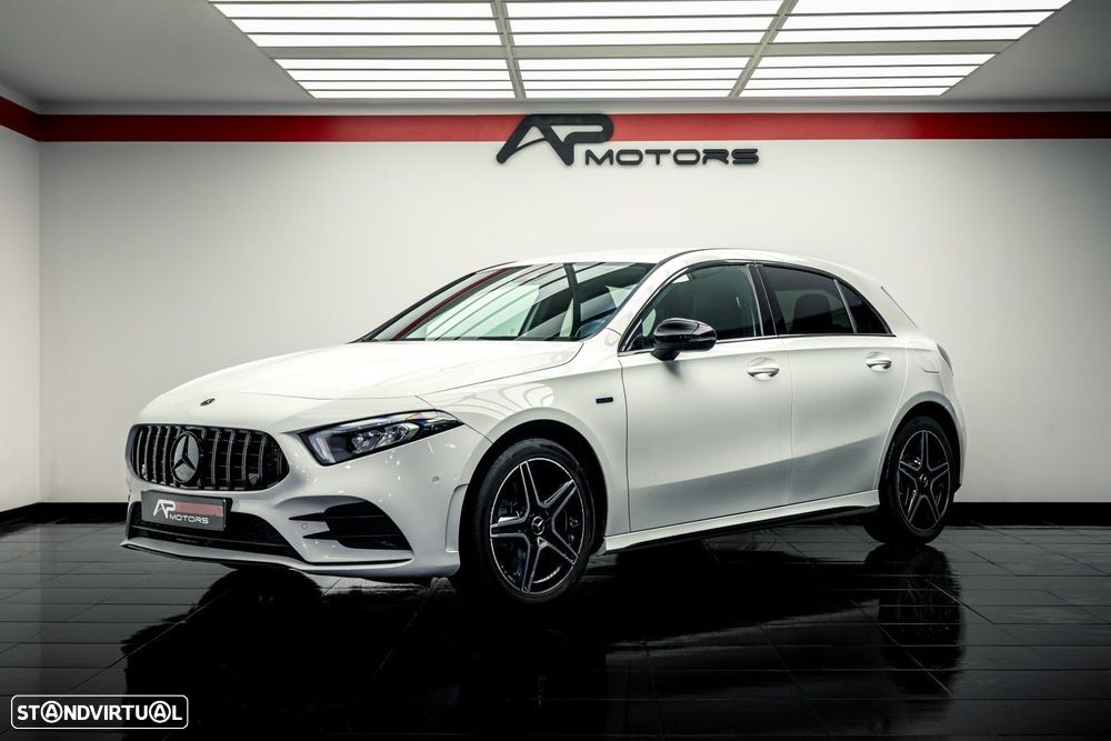 Mercedes-Benz A 250 e AMG Line - 1
