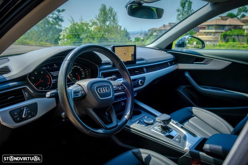 Audi A4 35 TDI Design S tronic - 4