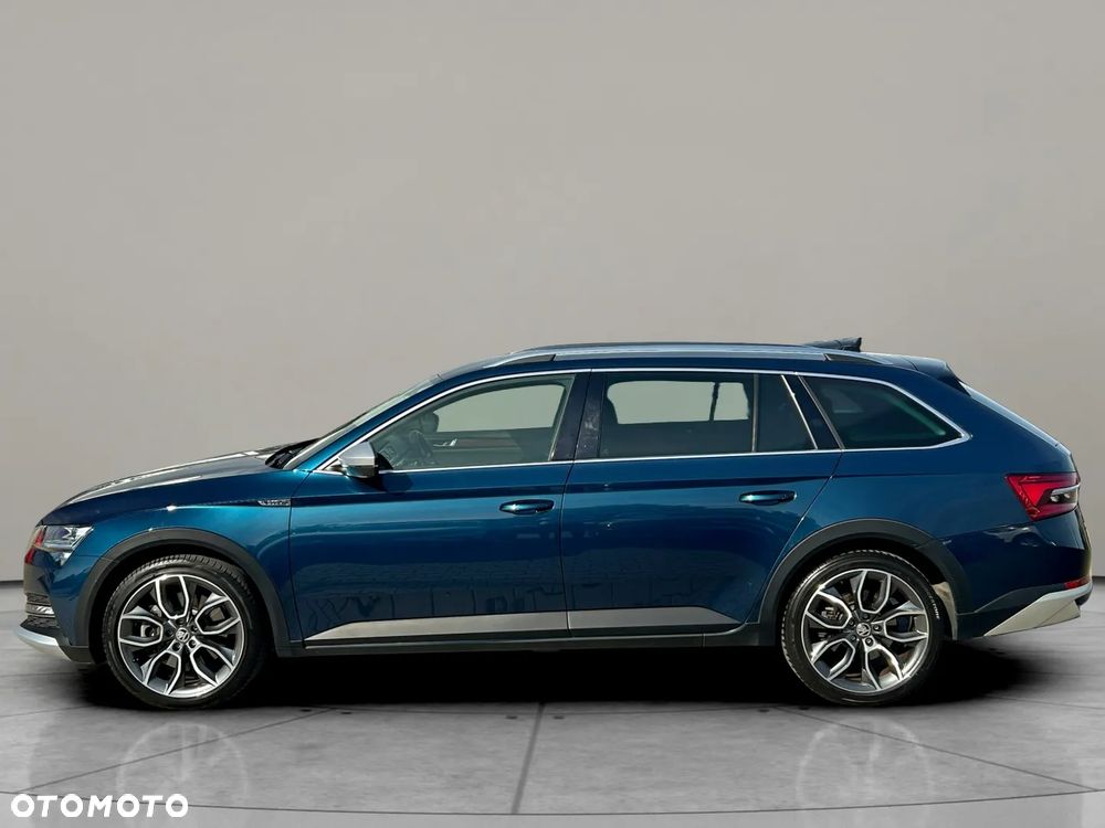 Skoda Superb 2.0 TSI 4x4 Scout DSG - 8
