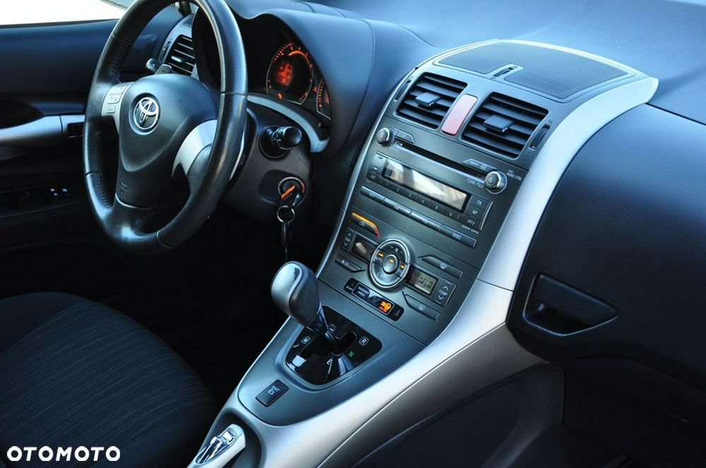 Toyota Auris - 27