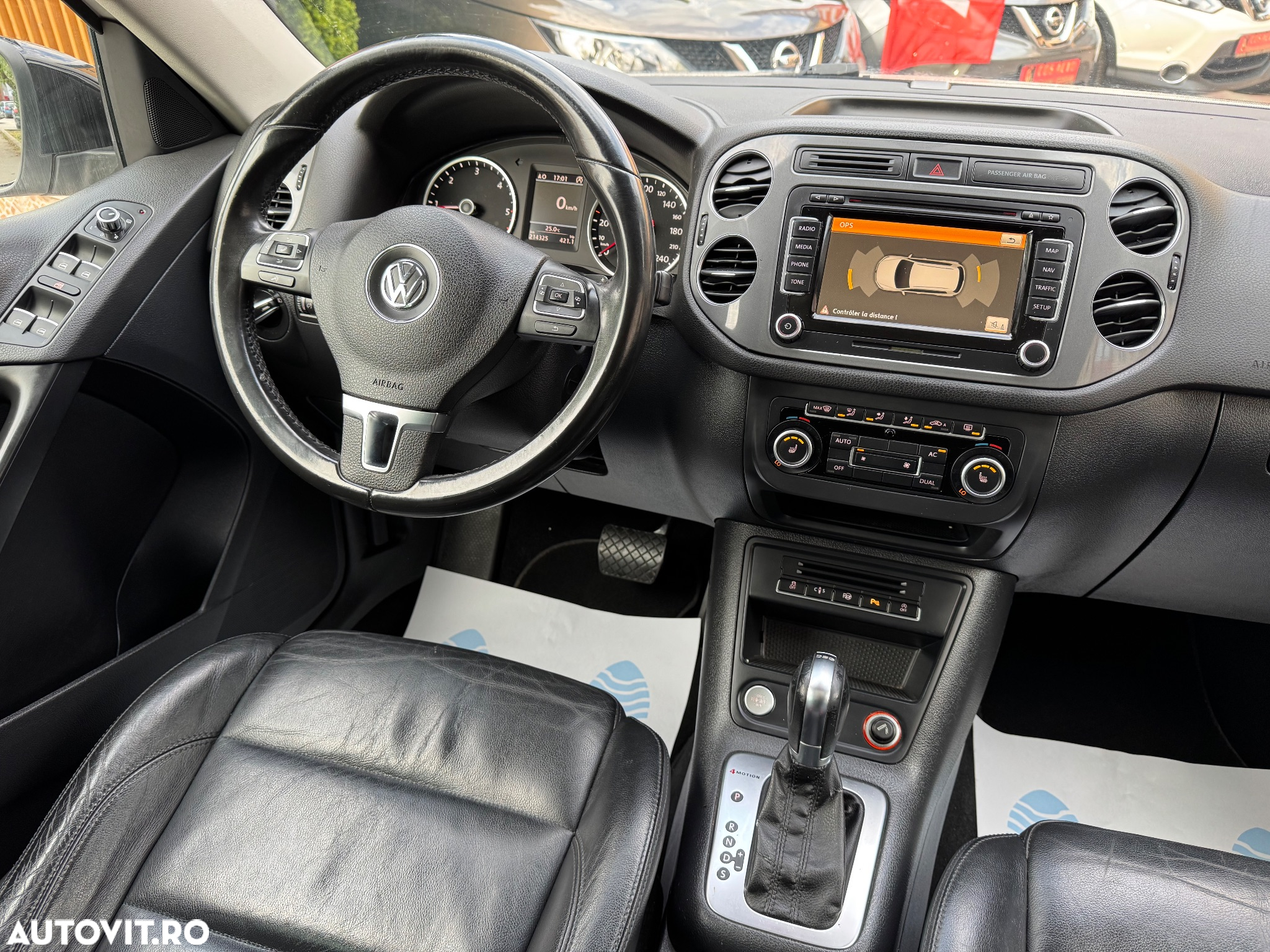 Volkswagen Tiguan 2.0 TDI DPF 4Motion BlueMotion Technology DSG Exclusive - 8