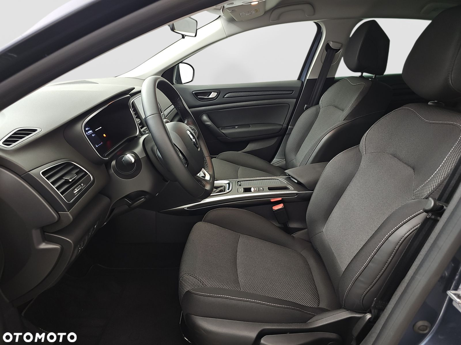 Renault Megane 1.5 Blue dCi Evolution EDC - 10