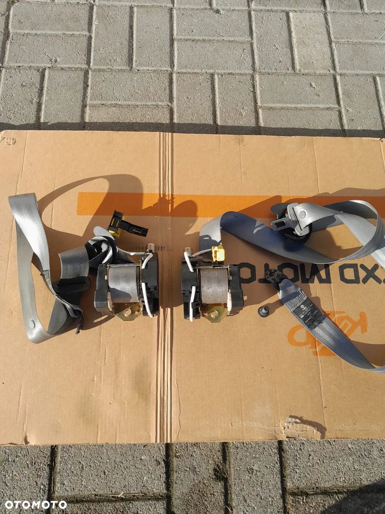 Vw T5 T5 lift Multivan Caravelle  Pasy bezpieczenstwa