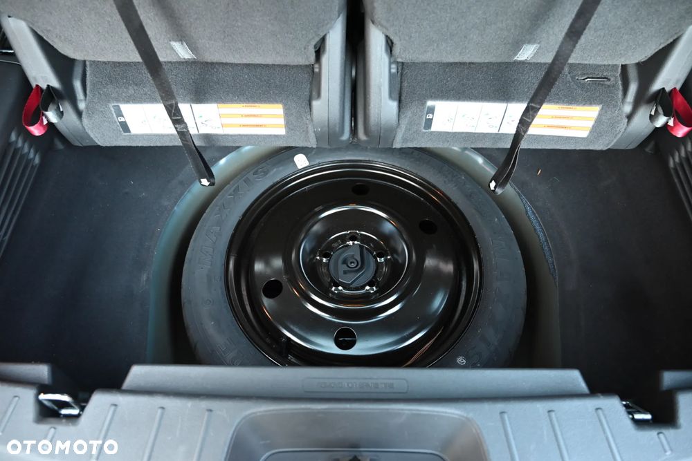 Ford Explorer - 36