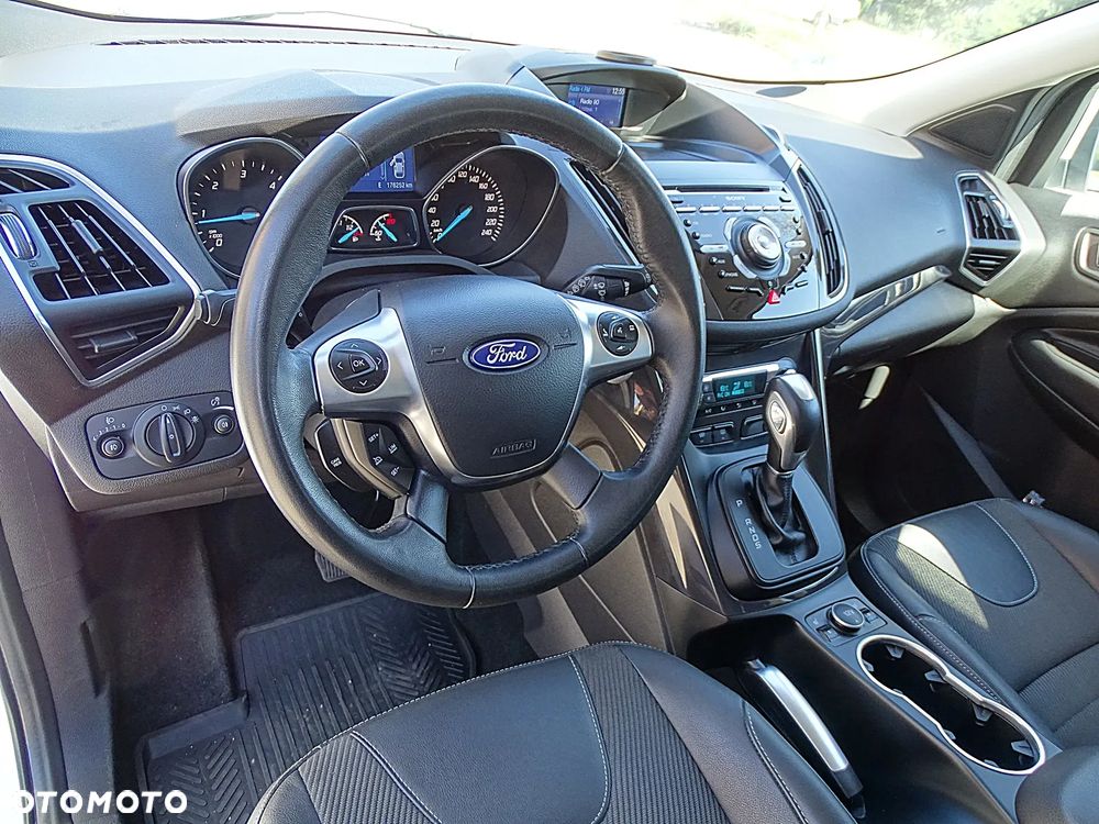 Ford Kuga 2.0 TDCi 4x4 Titanium - 30