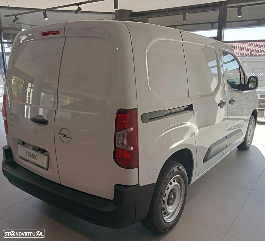 Opel Combo Cargo L1 1.5D E6.4 & MT6 - 4